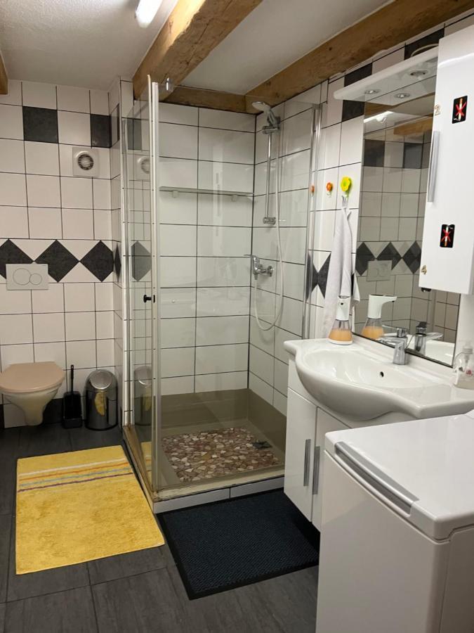 Chambre Papillon Avec Acces Terasse 拉纽维尔 外观 照片