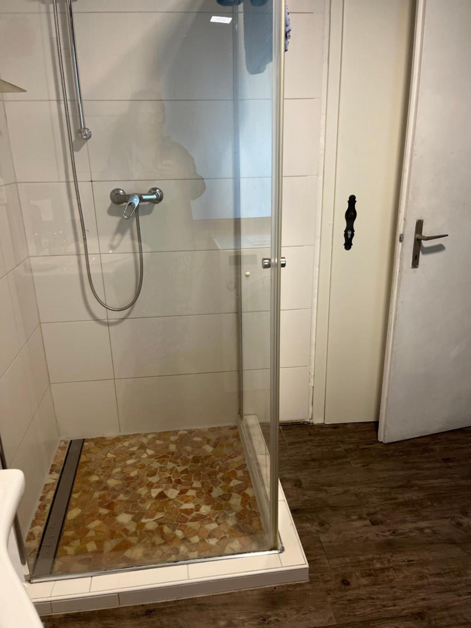 Chambre Papillon Avec Acces Terasse 拉纽维尔 外观 照片